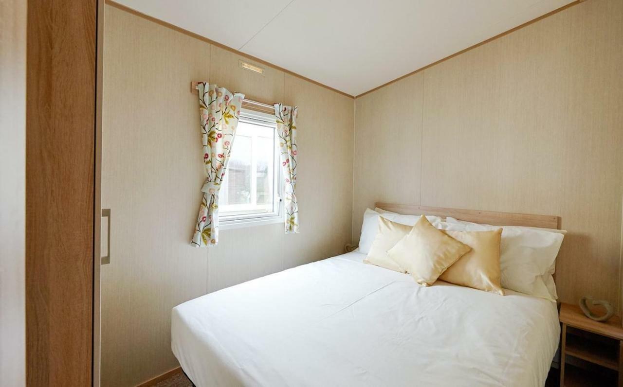 Whitecliff Bay Holiday Park Bembridge Zewnętrze zdjęcie